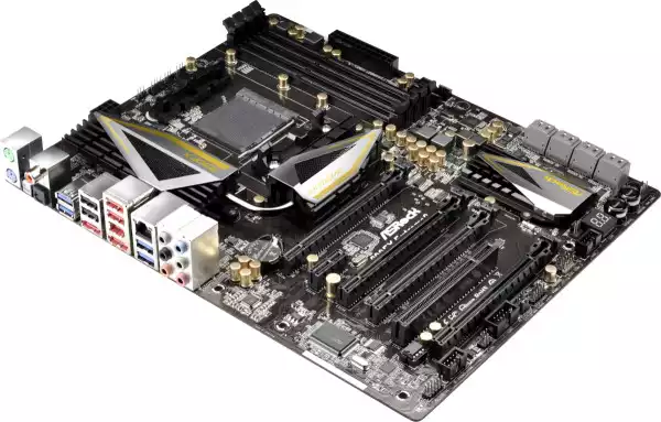 ASRock 990FX Extreme9 01