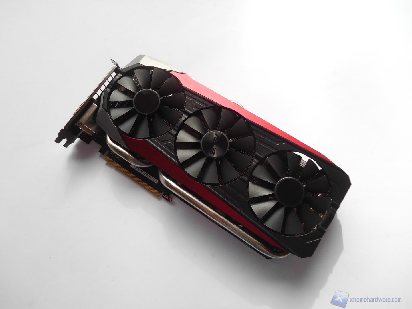 ASUS GTX 980 Ti Strix 15