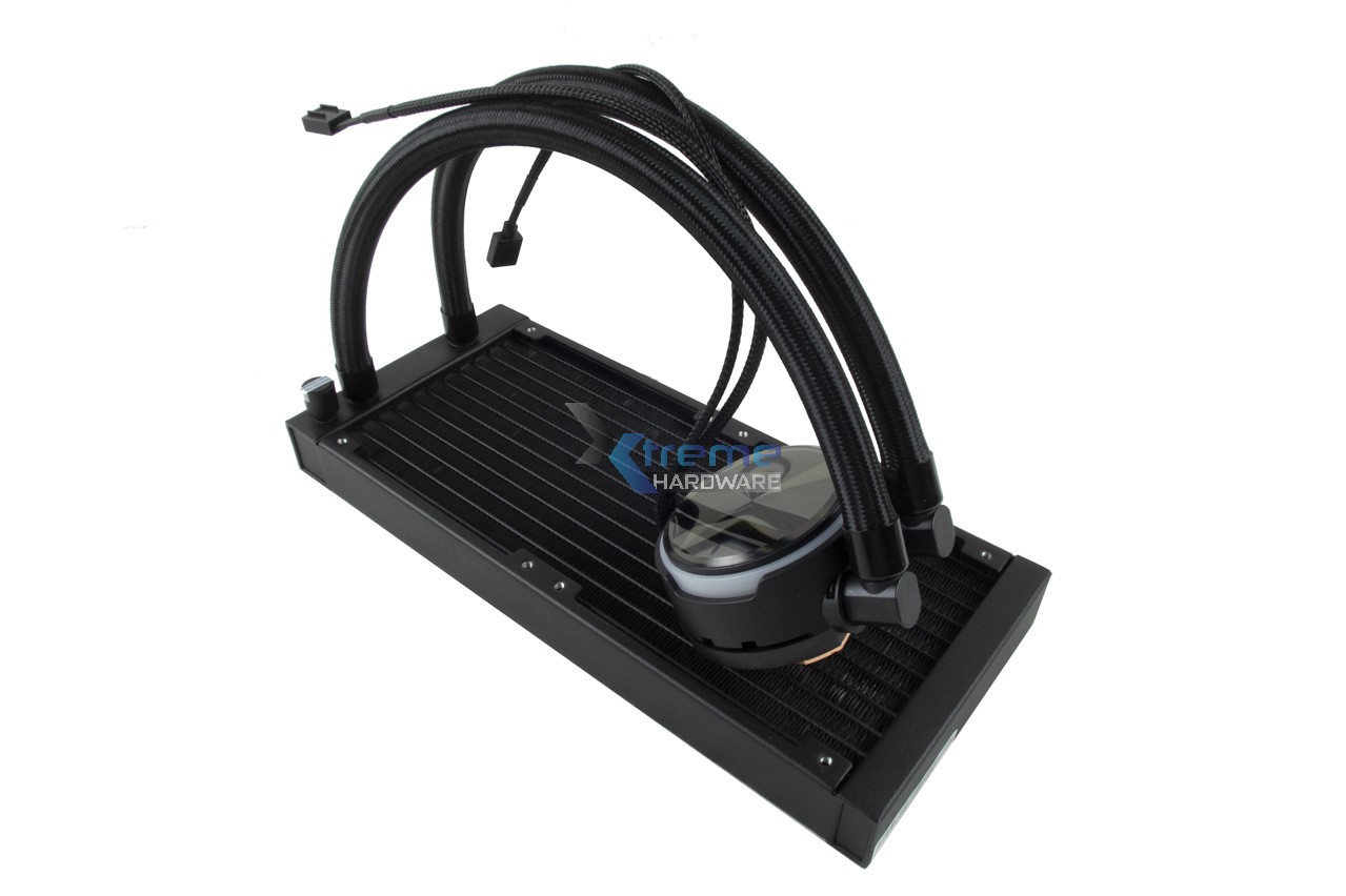 Cooler Master MasterLiquid PL240 Flux 11 b29db